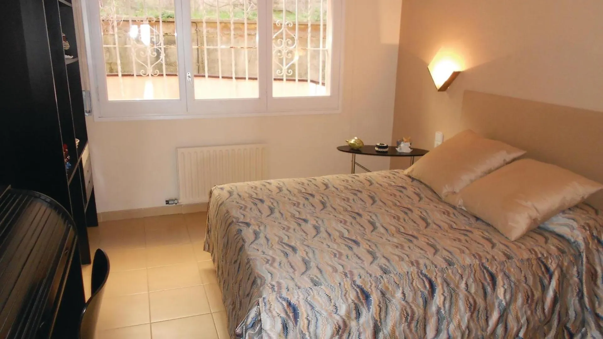 Stunning Apartment In Tossa De Mar With Wifi 0*,