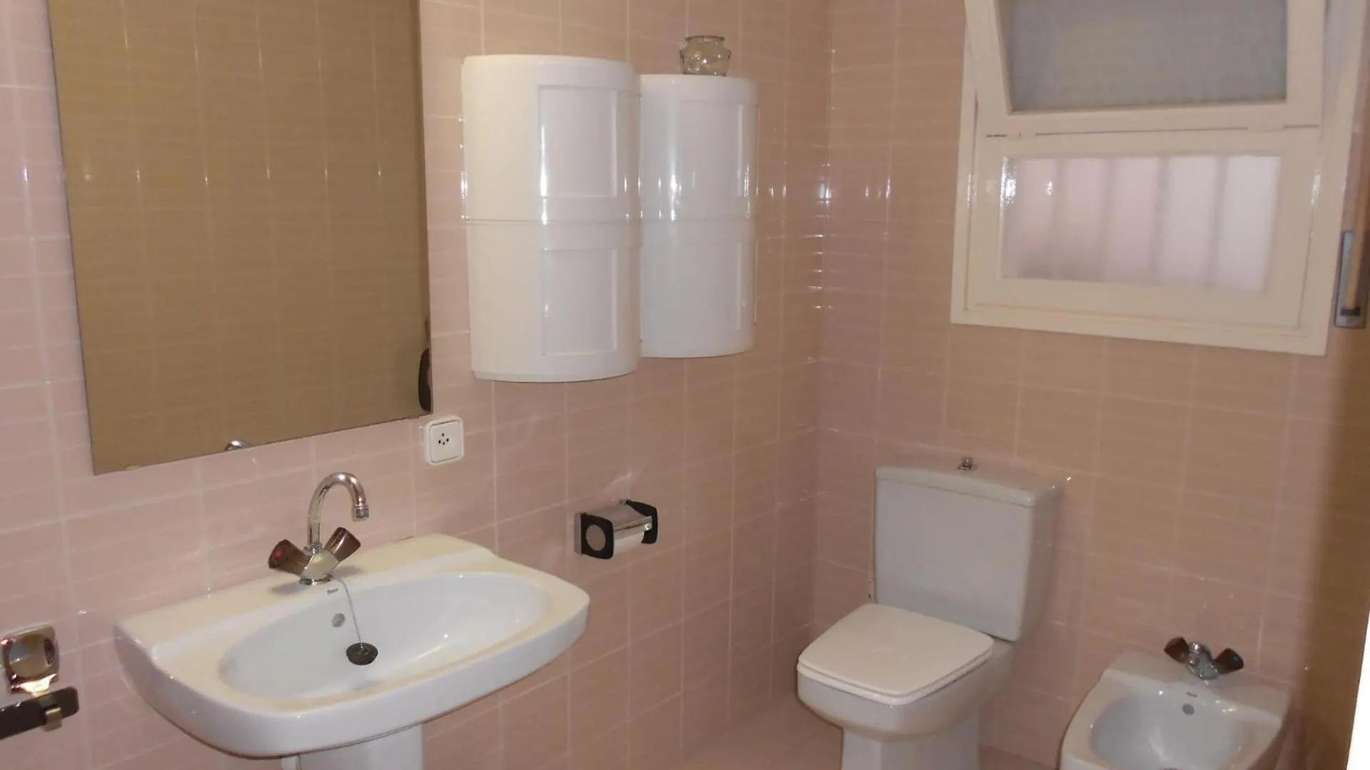Stunning Apartment In Tossa De Mar With Wifi