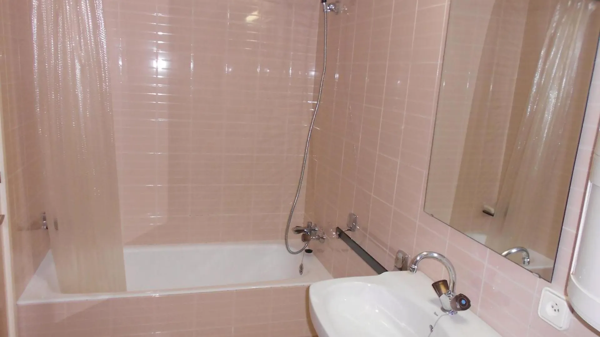 Stunning Apartment In Tossa De Mar With Wifi Spanien